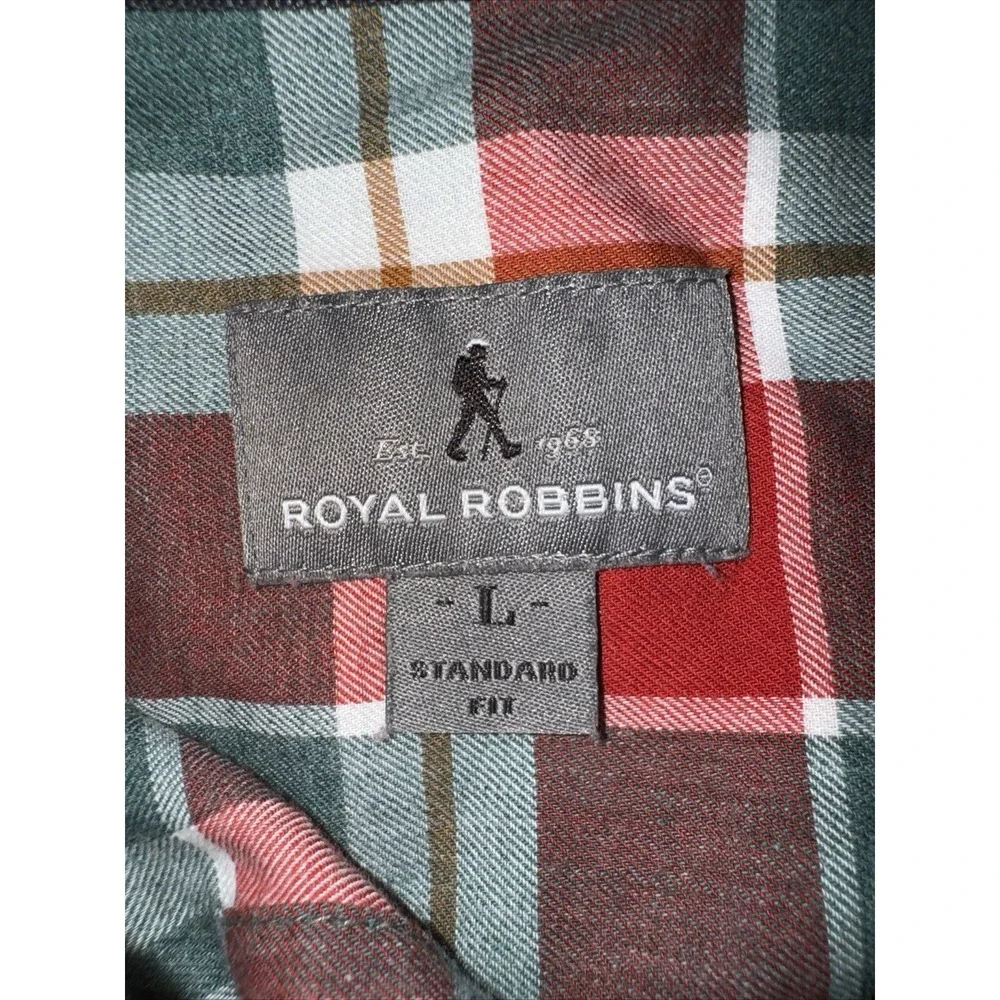 Royal Robins Shirt Men's Size Large Red Plaid Short Sleeve Button Up